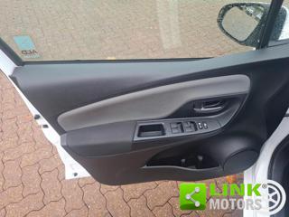 TOYOTA Yaris usata, con Specchietti laterali elettrici