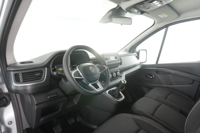 RENAULT Trafic usata 8