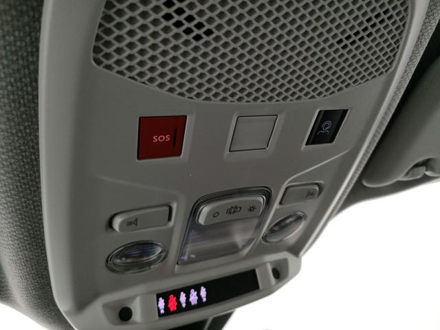 JEEP Avenger usata, con Touch screen