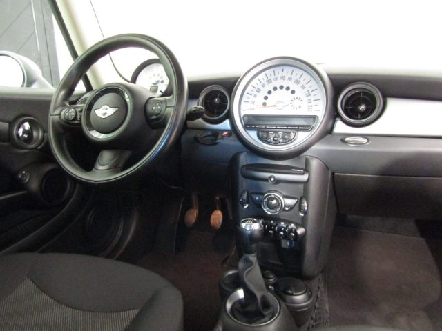 MINI Cooper usata, con Autoradio