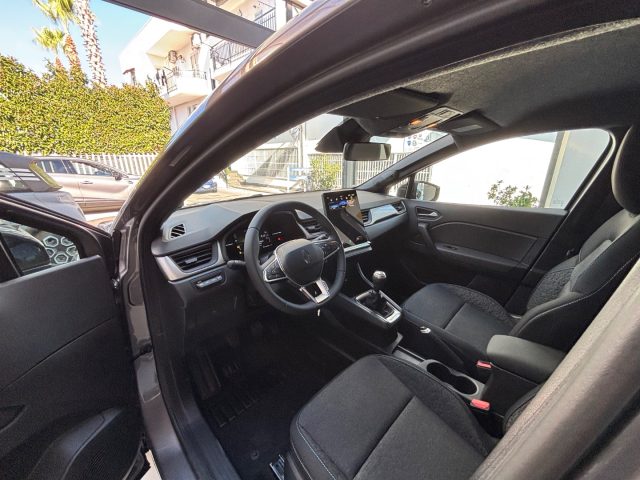 RENAULT Captur usata, con Sistema lavafari