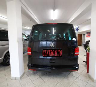 VOLKSWAGEN Multivan usata, con Isofix