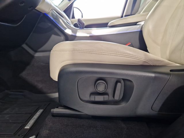 LAND ROVER Range Rover Sport usata, con Fari LED