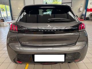 PEUGEOT 208 usata, con Autoradio
