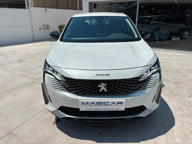 PEUGEOT 3008 usata, con Airbag