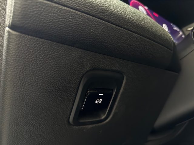 MASERATI Grecale usata, con Isofix