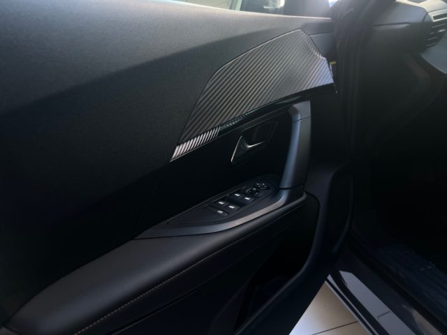 PEUGEOT 2008 usata, con Fari Xenon