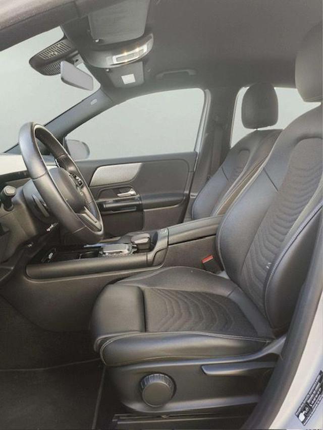 MERCEDES-BENZ GLA 180 usata 20