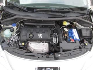 PEUGEOT 207 usata, con Servosterzo