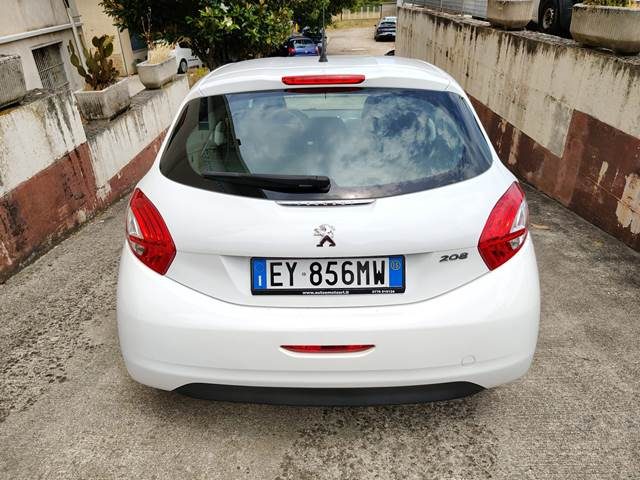 PEUGEOT 208 usata, con Cruise Control