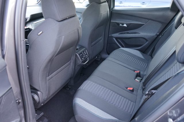 PEUGEOT 3008 usata, con Sensore di pioggia