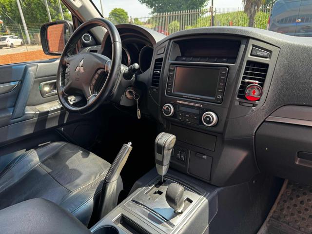 MITSUBISHI Pajero usata, con Airbag laterali