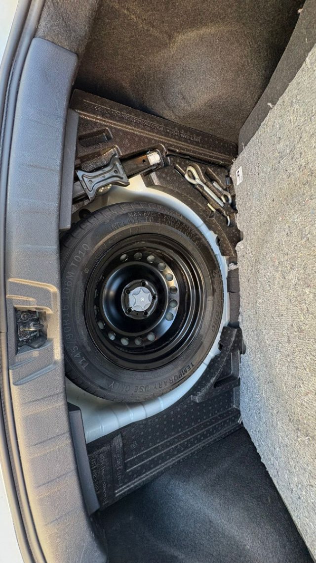 NISSAN Qashqai usata, con Specchietti laterali elettrici