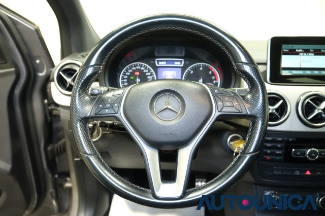 MERCEDES-BENZ B 180 usata, con Boardcomputer