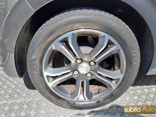 PEUGEOT 208 usata 22