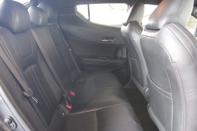 TOYOTA C-HR usata, con Cruise Control