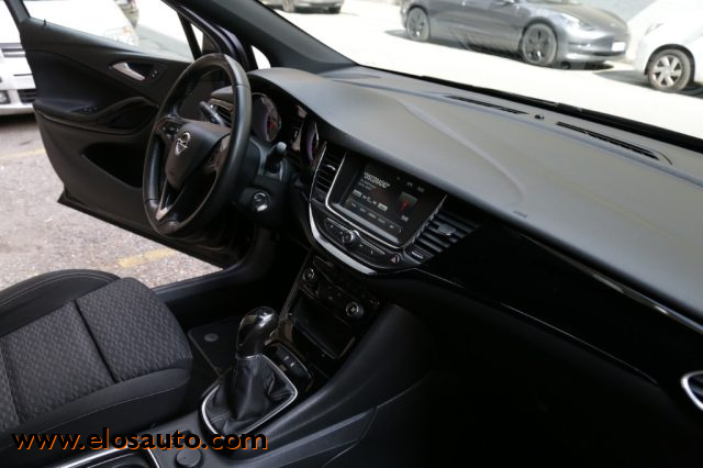 OPEL Astra usata, con ESP