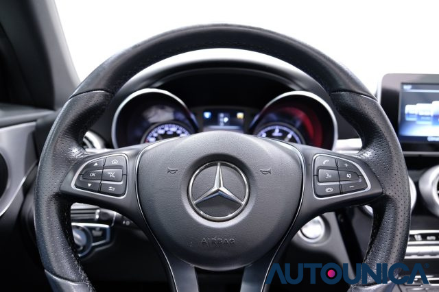 MERCEDES-BENZ C 220 usata, con Boardcomputer