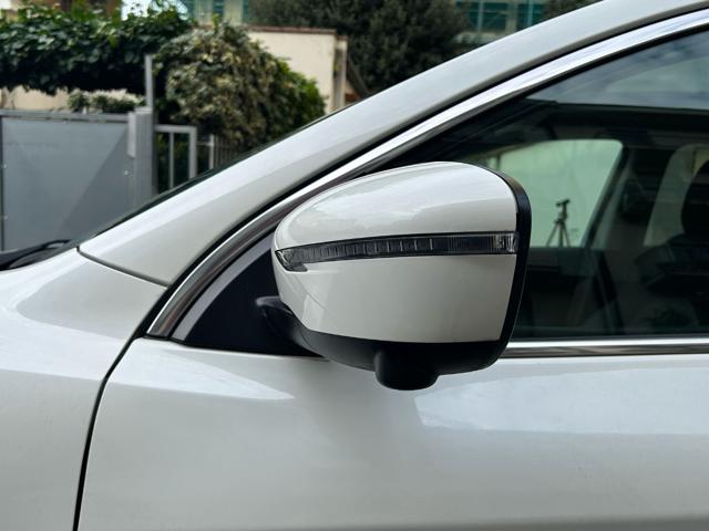 NISSAN Qashqai usata, con Sensori di parcheggio posteriori