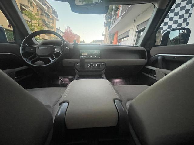 LAND ROVER Defender usata, con Airbag testa