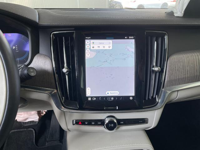 VOLVO V90 usata, con Park Distance Control