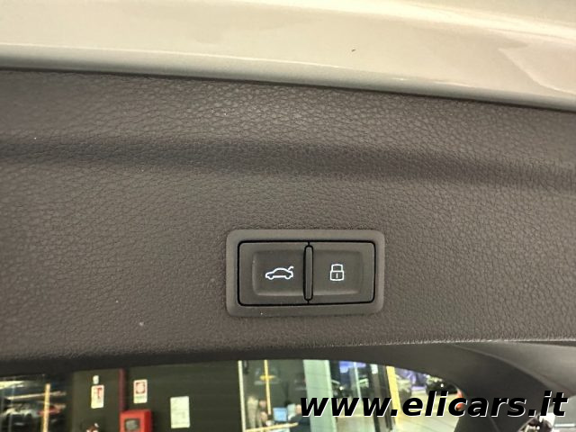 AUDI Q3 usata, con Volante in pelle