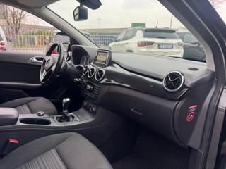MERCEDES-BENZ B 180 usata, con Controllo trazione