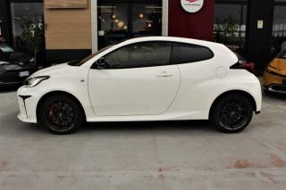 TOYOTA Yaris usata, con Airbag laterali