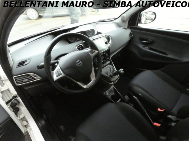 LANCIA Ypsilon usata, con Servosterzo