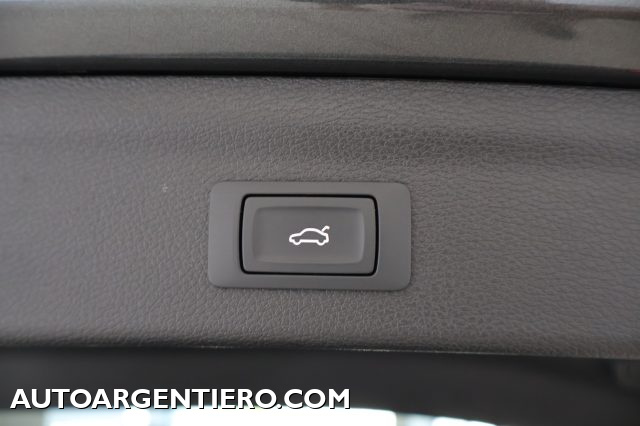 AUDI Q3 usata, con Isofix