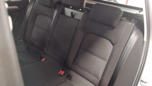 VOLKSWAGEN Passat Variant usata, con Climatizzatore