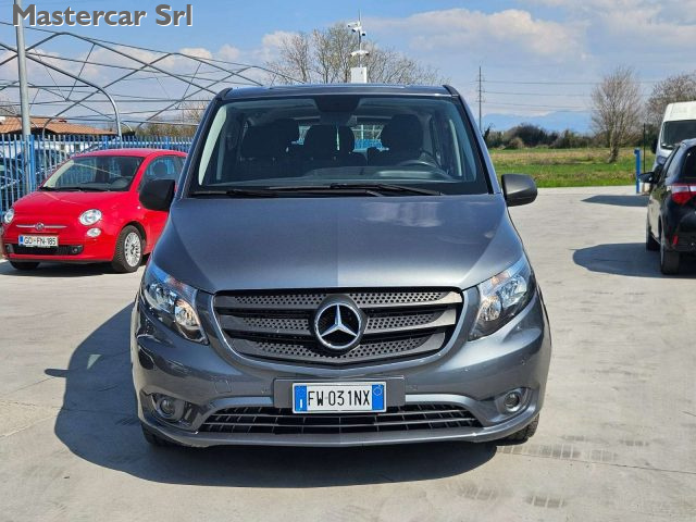 MERCEDES-BENZ Vito usata 8