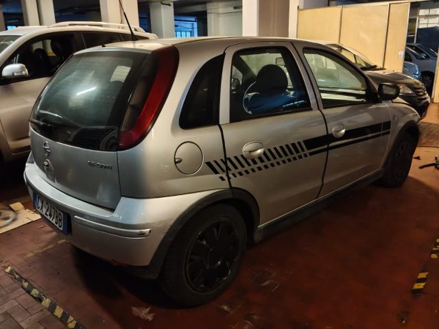 OPEL Corsa usata, con Airbag Passeggero