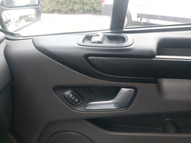 FORD Transit Custom usata, con Servosterzo