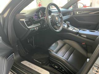 PORSCHE Panamera usata, con Autoradio
