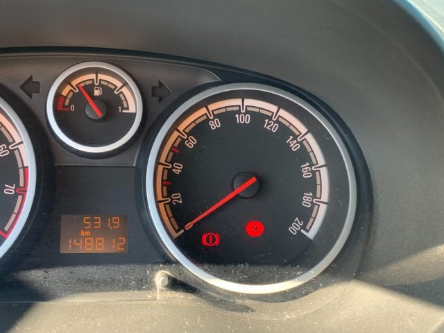 OPEL Corsa usata, con Climatizzatore