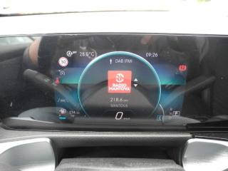 MERCEDES-BENZ GLB 200 usata, con USB