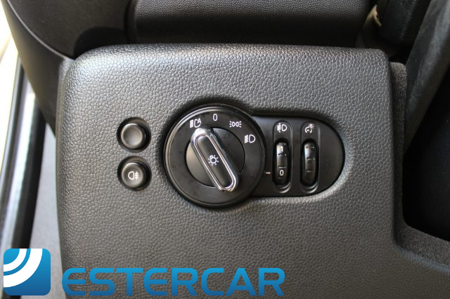 MINI One usata, con Luci diurne LED