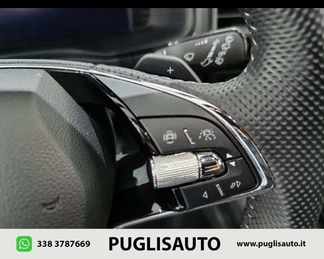 SKODA Karoq usata, con Sedile posteriore sdoppiato