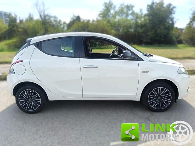 LANCIA Ypsilon usata, con Airbag