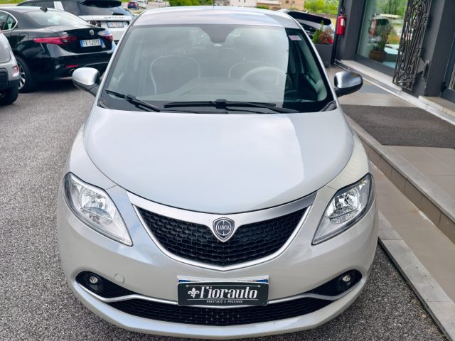LANCIA Ypsilon usata, con ABS