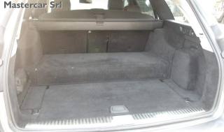 MERCEDES-BENZ E 300 usata, con Sedile posteriore sdoppiato