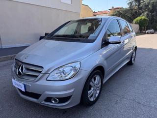 MERCEDES-BENZ B 180 usata, con Cruise Control