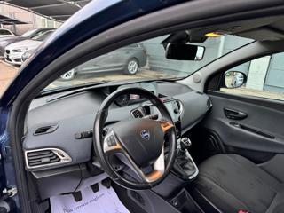 LANCIA Ypsilon usata, con Boardcomputer
