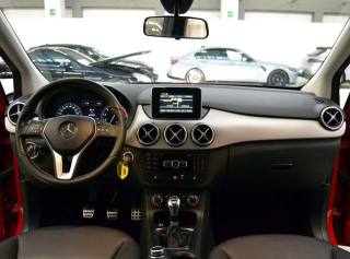 MERCEDES-BENZ B 180 usata, con Alzacristalli elettrici