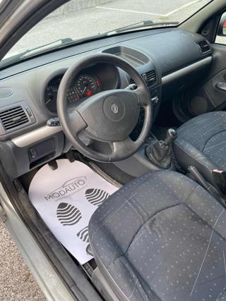 RENAULT Clio usata, con Chiusura centralizzata