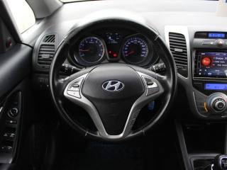 HYUNDAI iX20 usata, con Sedile posteriore sdoppiato