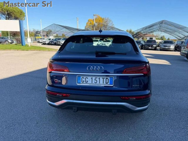 AUDI Q5 usata, con Autoradio