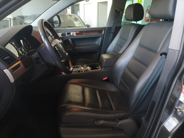 VOLKSWAGEN Touareg usata, con Boardcomputer