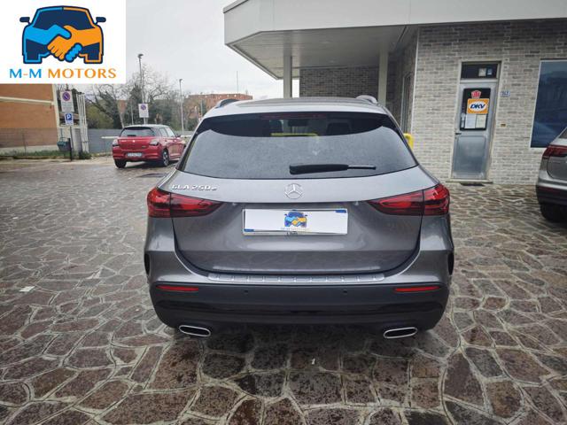 MERCEDES-BENZ GLA 250 usata, con Alzacristalli elettrici